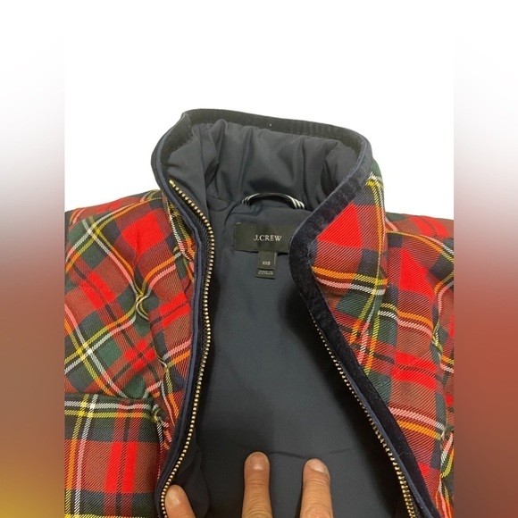 J. CREW PUFFER VEST - Picture 6 of 12